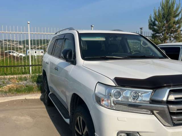 Toyota Land Cruiser 200 Комфорт 4.6 акпп 2018