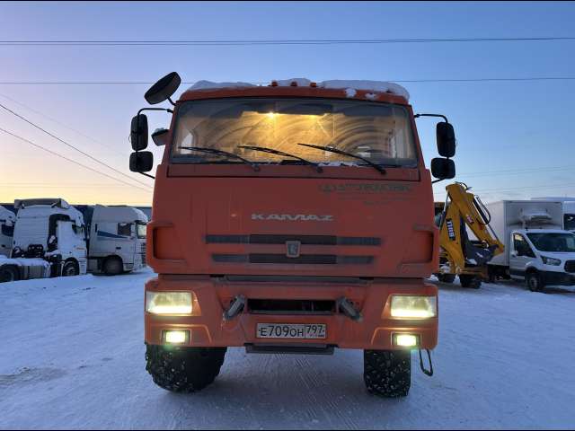 КАМАЗ 43118 6x6 Бортовой с КМУ КМУ Hyundai HLC8016 2022