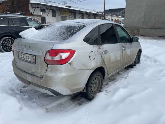 Lada Granta лифтбек Comfort 1.6 90hp 5MT 2022