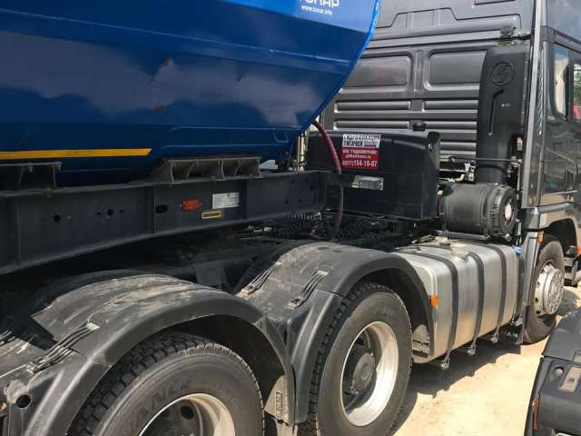 SHACMAN SX42584V324 6х4 Седельный тягач  2022