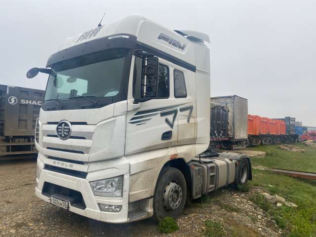 FAW J7 CA4180P77K25E5 Седельный тягач 4х2  2023