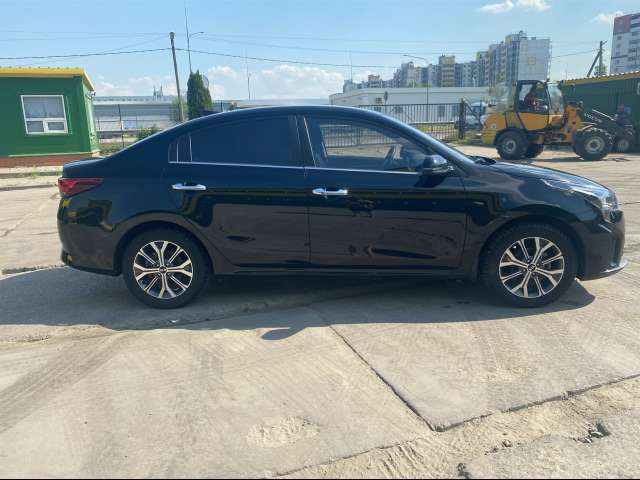 KIA Rio Premium 1.6 6AT 2021