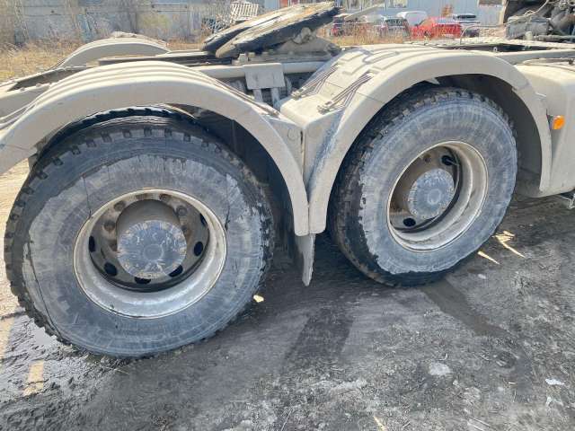 SHACMAN SX42584V324 6х4 Седельный тягач  2022