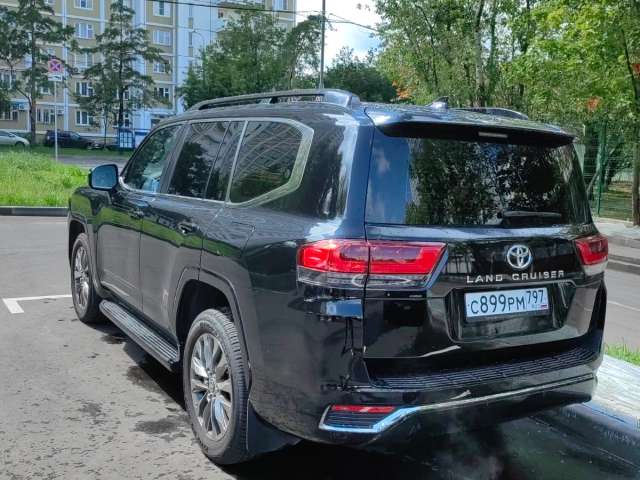 Toyota Land Cruiser 300 Премиум 3.5 АКП 2024