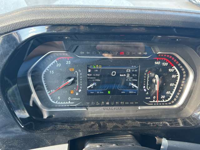 SHACMAN SX42584V324 6х4 Седельный тягач  2023