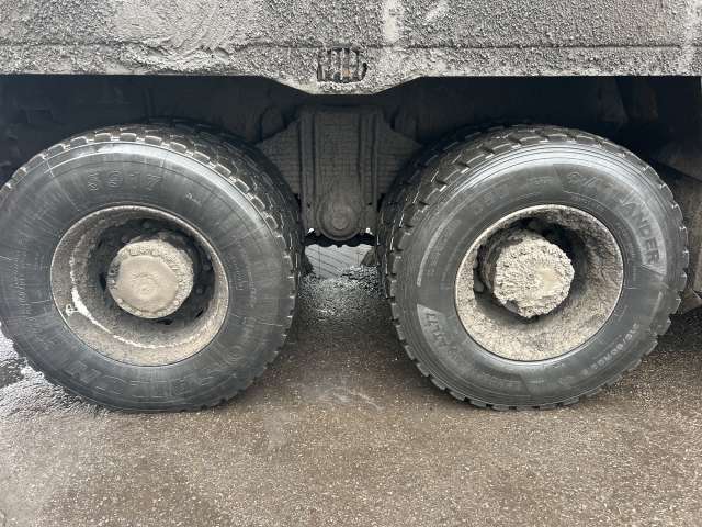 SHACMAN SX331863366 8x4 Самосвал  2023