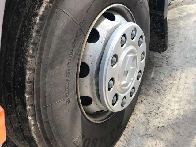 SHACMAN SX42584V324 6х4 Седельный тягач  2022