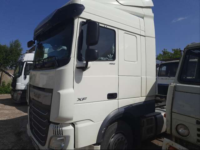 DAF XF 4x2 Седельный тягач  2019