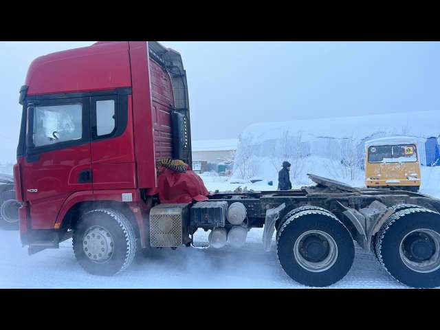 SHACMAN SX42584V324 6х4 Седельный тягач  2022