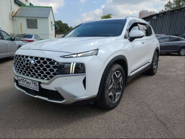 Hyundai Santa Fe High-Tech 2.2d 8DCT 2021