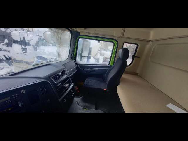 SHACMAN SX33186V366 8x4 Самосвал  2022