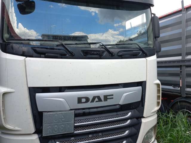 DAF XF 4x2 Седельный тягач  2019