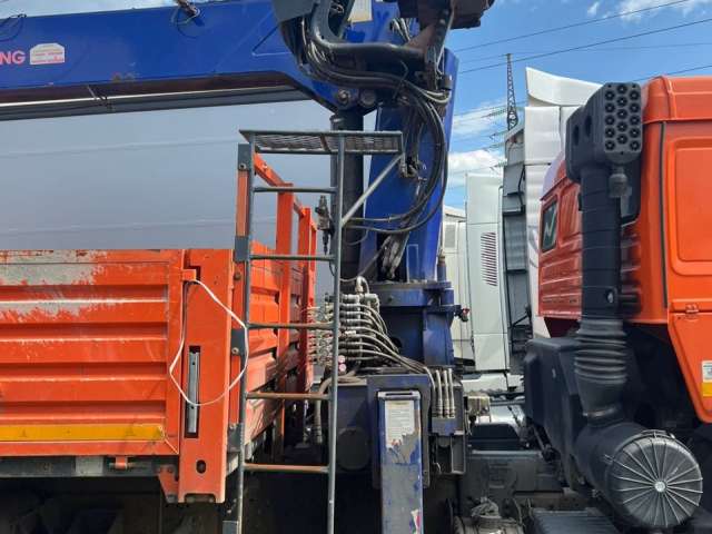 КАМАЗ 65115 6x4 с КМУ  2021