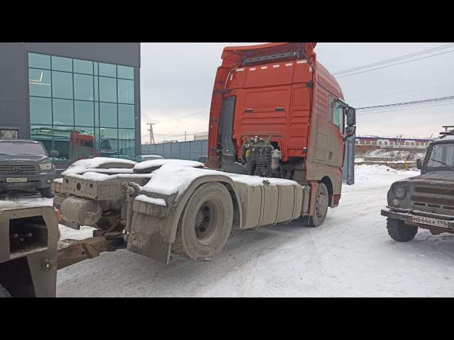 SITRAK C7H ZZ4186V361HE Седельный тягач  2022