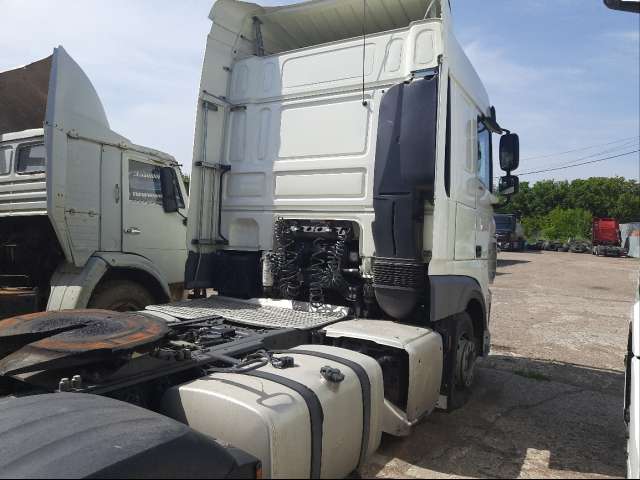 DAF XF 4x2 Седельный тягач  2019