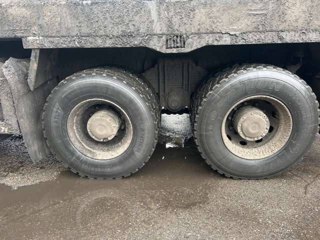 SHACMAN SX331863366 8x4 Самосвал  2023