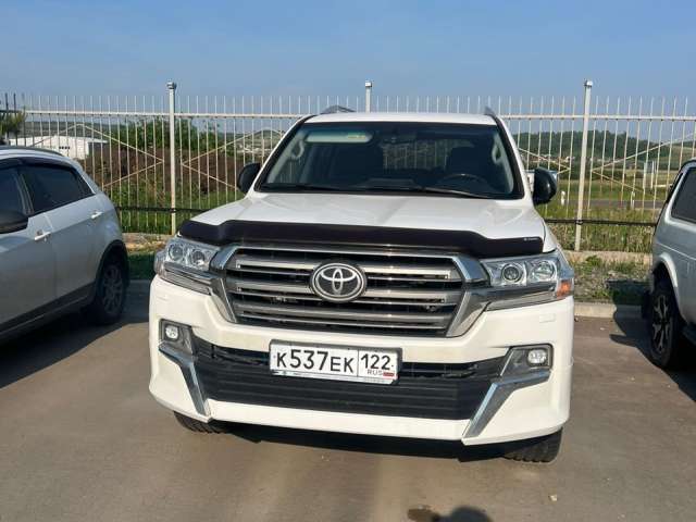 Toyota Land Cruiser 200 Комфорт 4.6 акпп 2018