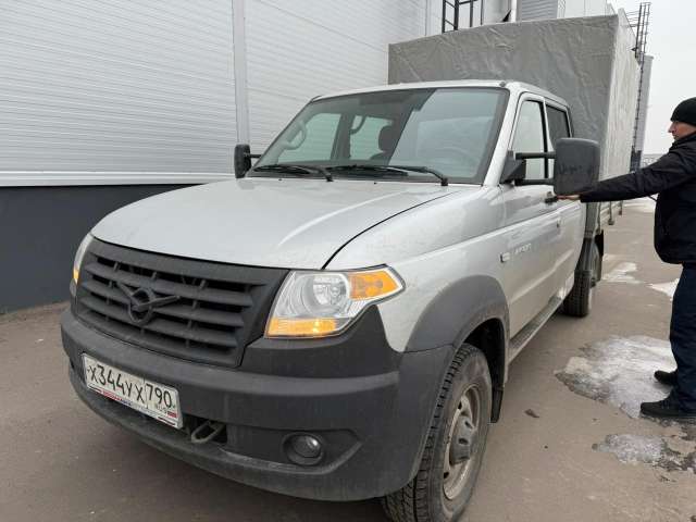 UAZ Profi Двойная кабина с бортом Base 4х4 2.7 5MT 2023