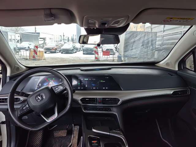 Changan UNI-T 1.5 Tech DCT 4x2 2023