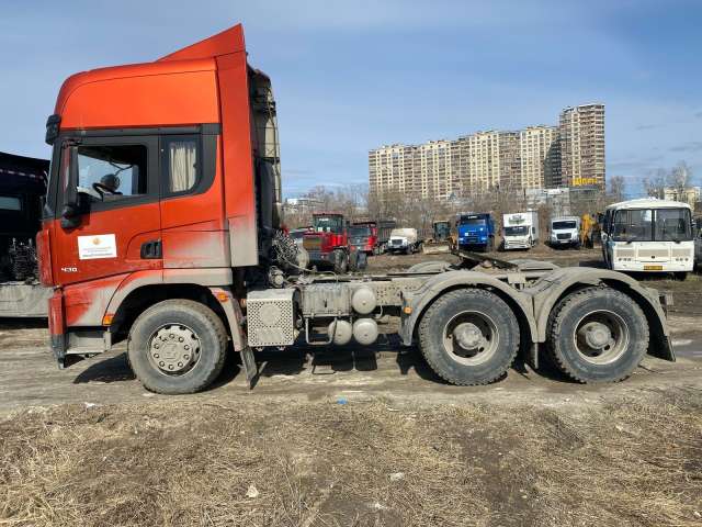 SHACMAN SX42584V324 6х4 Седельный тягач  2022