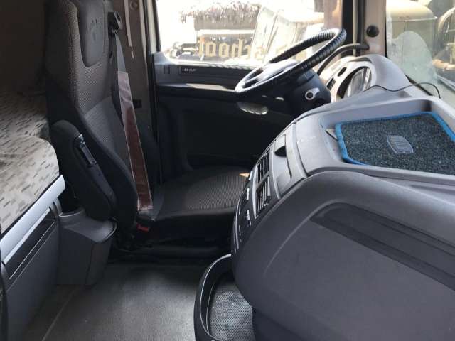 DAF XF 4x2 Седельный тягач  2016