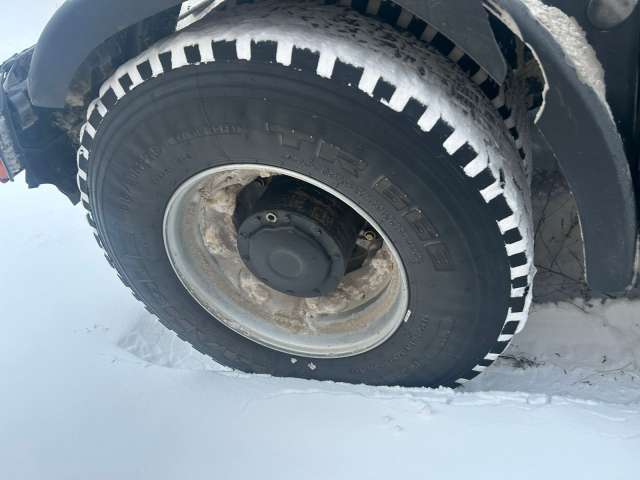 SHACMAN SX42584V324 6х4 Седельный тягач  2022