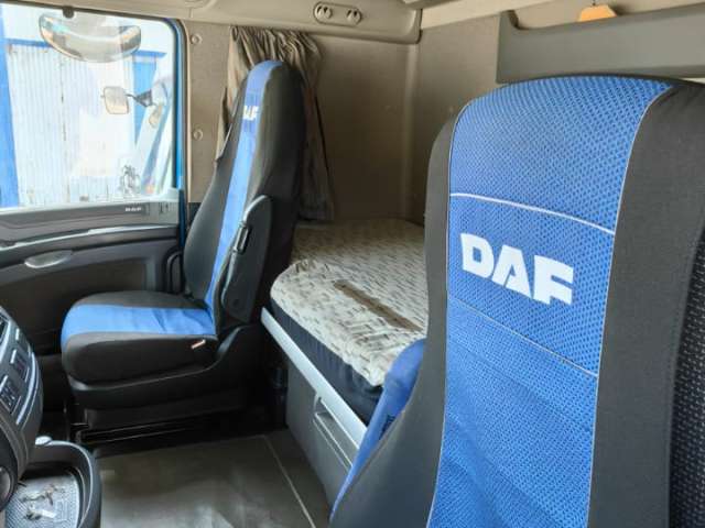 DAF XF 4x2 Седельный тягач  2017