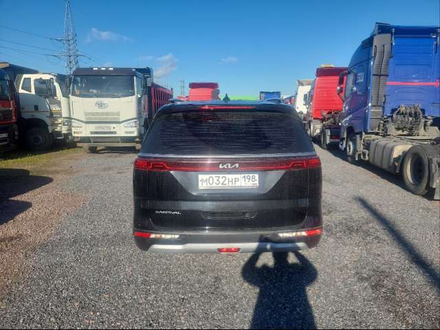 KIA Carnival Luxe 2.2 CRDI 8AT 2022