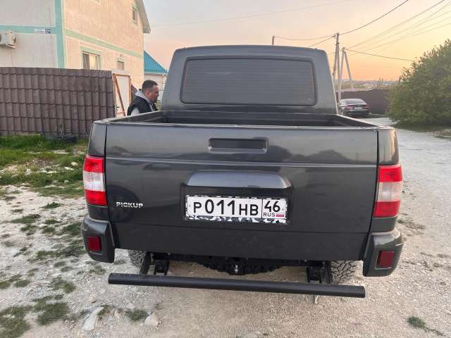 UAZ Pickup Base Limited 2.7 5MT 2023