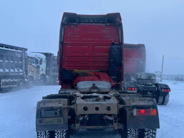 SHACMAN SX42584V324 6х4 Седельный тягач  2022