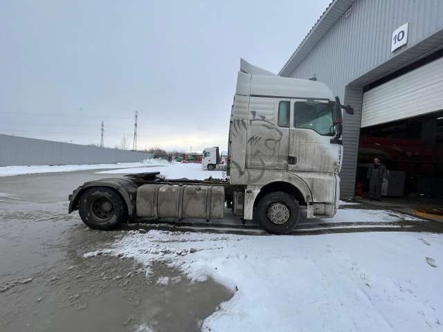 SITRAK C7H ZZ4186V361HE Седельный тягач  2022
