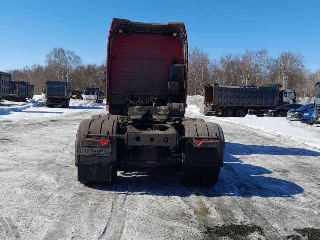 SHACMAN SX42584V324 6х4 Седельный тягач  2022