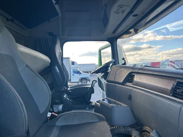 SHACMAN SX42584V324 6х4 Седельный тягач  2023