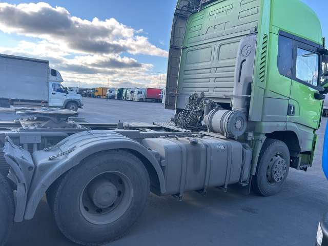 SHACMAN SX42584V324 6х4 Седельный тягач  2023