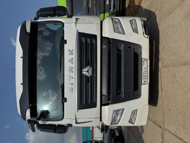 SITRAK C7H ZZ4186V361HE Седельный тягач  2022