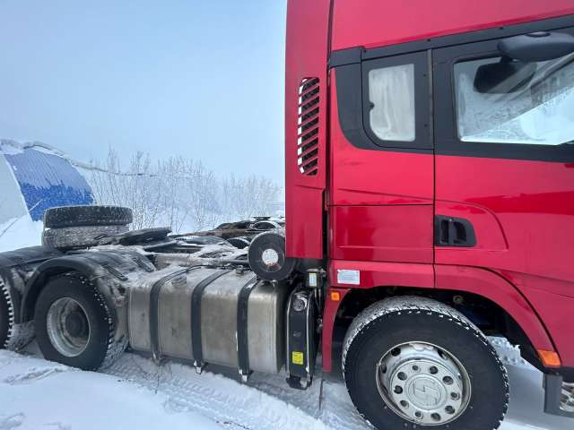 SHACMAN SX42584V324 6х4 Седельный тягач  2022