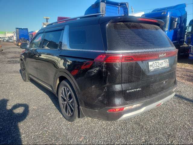 KIA Carnival Luxe 2.2 CRDI 8AT 2022