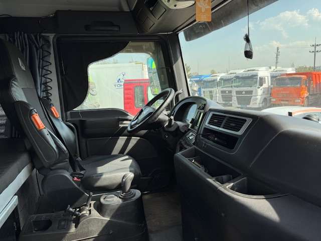 SITRAK C7H ZZ4186V361HE Седельный тягач  2022