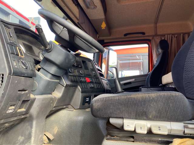 SHACMAN SX33186T366 Cамосвал 8x4  2021