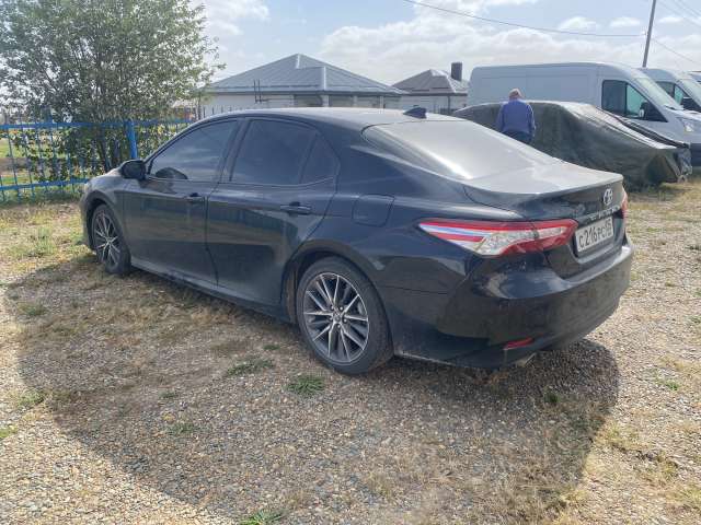 Toyota Camry Deluxe 2.5 АКП 2022