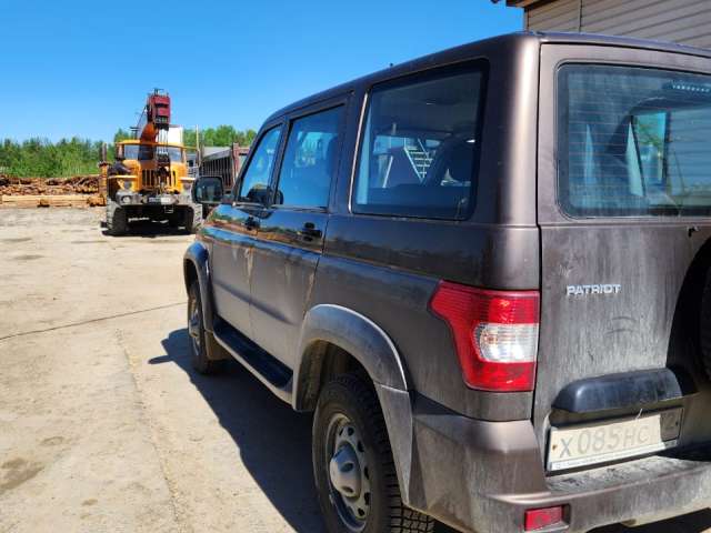 UAZ Patriot Base 2.7 5MT 2023