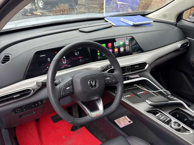Changan UNI-T 1.5 Tech DCT 4x2 2024