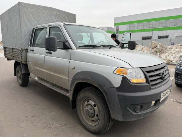 UAZ Profi Двойная кабина с бортом Base 4х4 2.7 5MT 2023