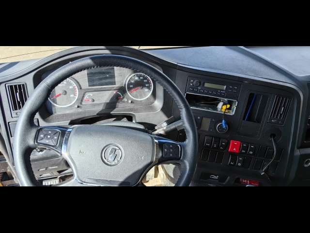 SHACMAN SX33186V366 8x4 Самосвал  2022