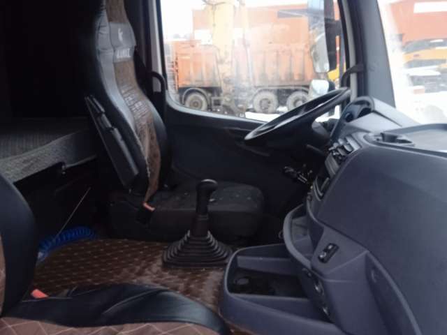 КАМАЗ 5490-0080802-5Р Газовый Седельный тягач 4х2  2022