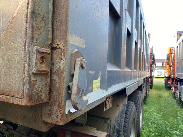 SHACMAN SX33186T366 Cамосвал 8x4  2021